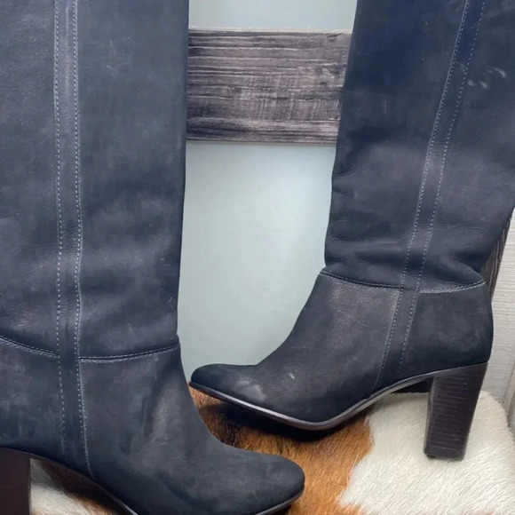 Womens L.L Bean winter leather boots size 8 check them out very nice thanks 🙏 - Picture 10 of 11